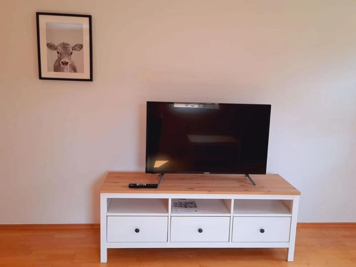 Roessle Apartment *