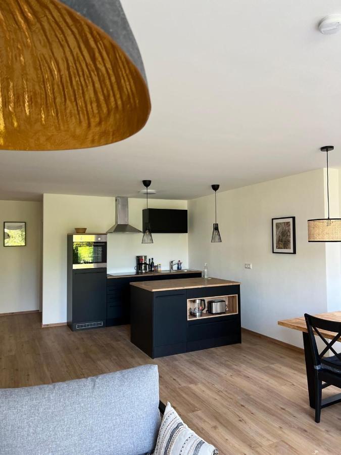 Roessle Apartment